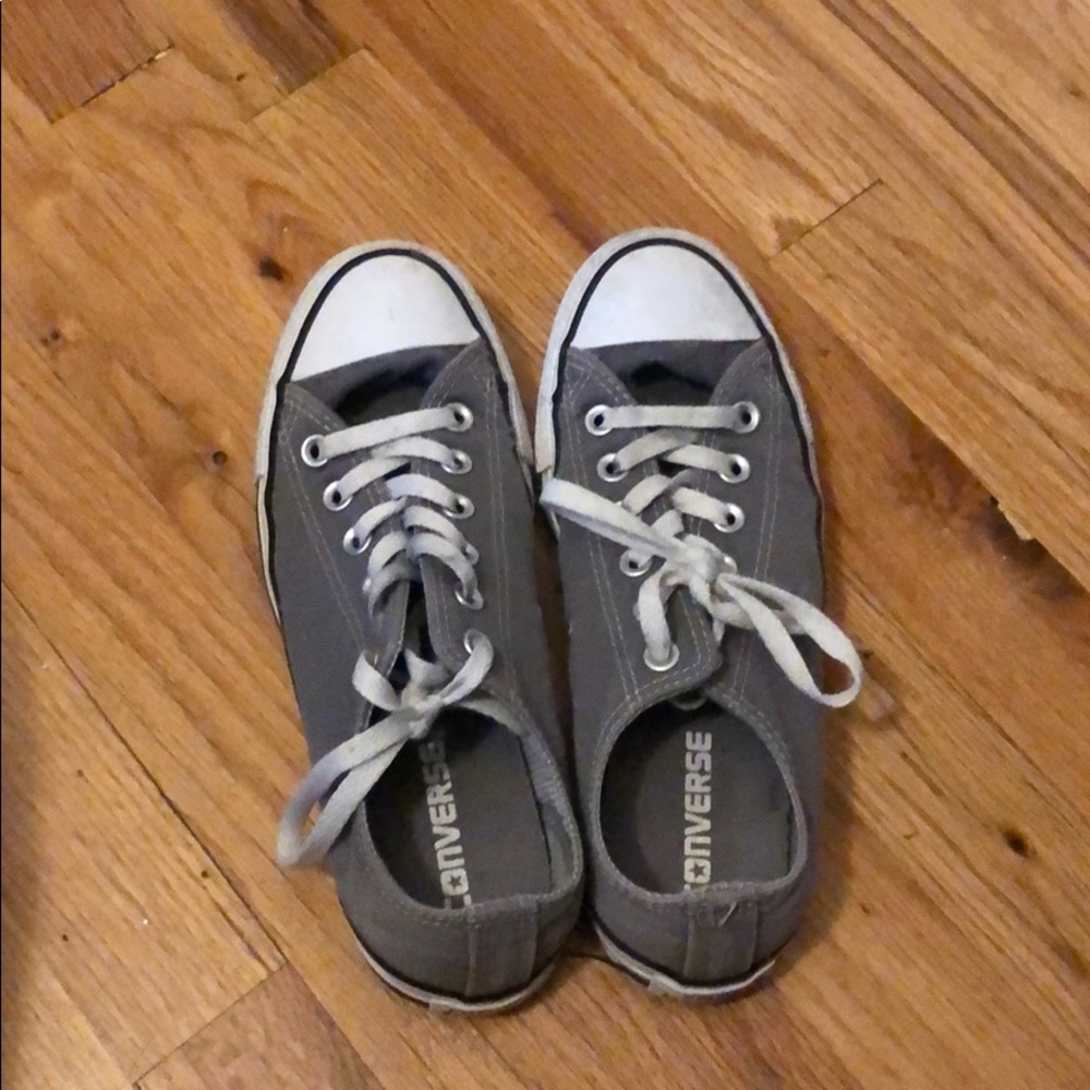 Near new converse all stars size US 7